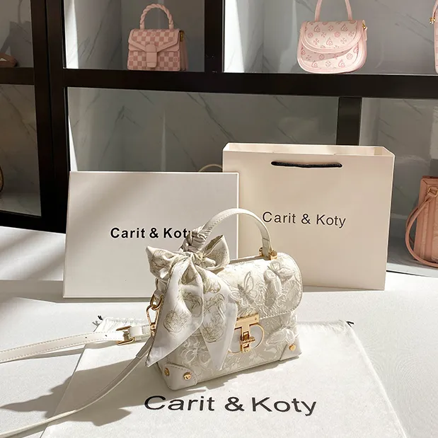 CARIT KOTY小众高级感手提盒子包包女爆款2025新款百搭通勤斜挎包