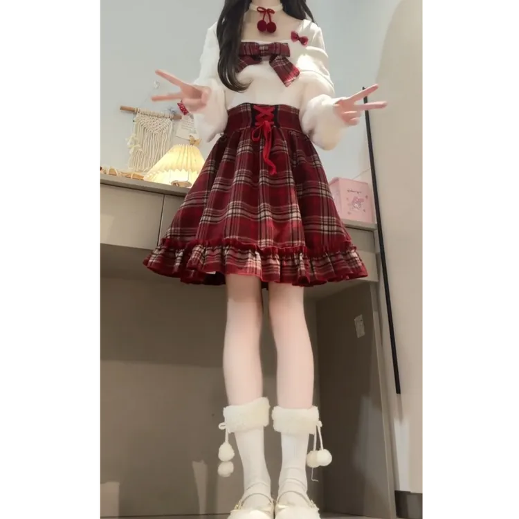 超火一整套2025秋冬新款时尚圣诞甜美减龄假两件连衣裙女