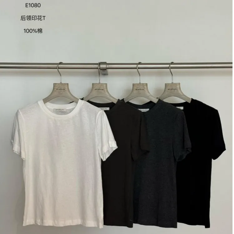 后颈印字母T休闲夏季时尚百搭