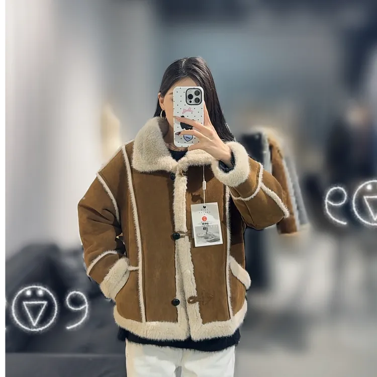 【送包包】时尚慵懒风设计感拼接立领机车服2025冬季新款加厚短外套