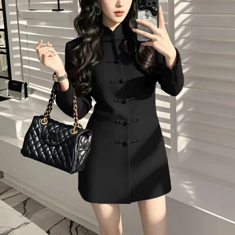 新中式黑色连衣裙2025年上流名媛小香风高级感国风盘扣改良旗袍