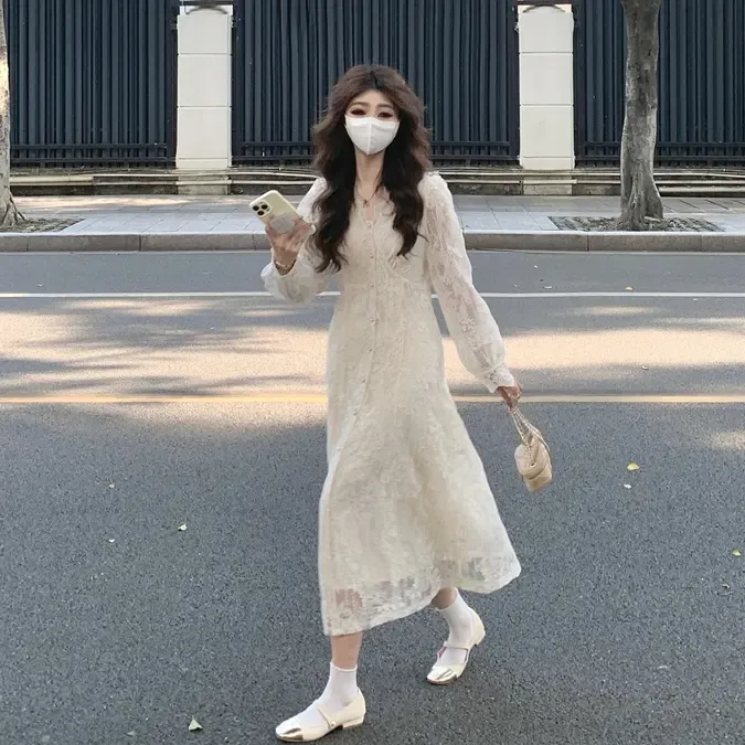 今年流行爆款法式气质高级感碎花设计高腰A字收腰连衣裙25秋
