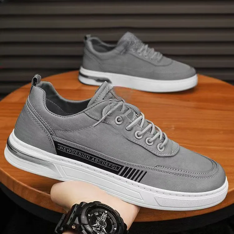 2025新款透气板鞋男士休闲运动帆布鞋脚蹬套脚懒