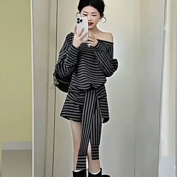 韩版性感风时尚套装女2025秋季新款绑带露肩斜领上衣搭短裤两件套