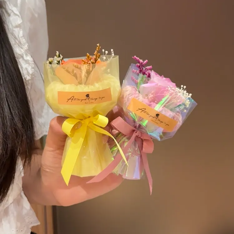 口袋花碎冰玫瑰永生花见面口袋花束99朵永生花约会小花束花束礼物