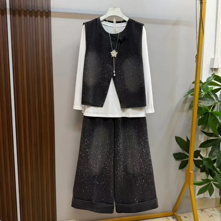 新款大码女装时尚气质新中式重工烫钻高品质牛仔马甲三件套