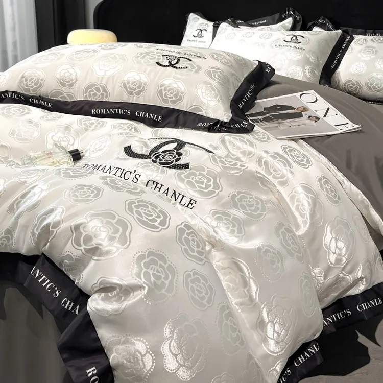 法澜兰卡轻奢大牌风水洗真丝四件套提花绣花被套床单床笠床上用品