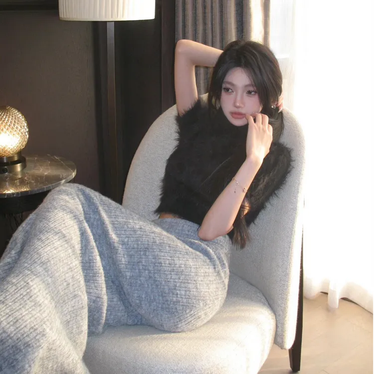 纯欲风高领短袖针织衫女秋冬毛绒绒上衣辣妹性感包臀半身裙子套装