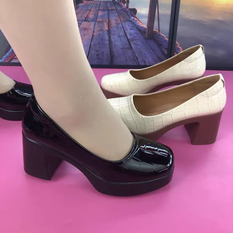 方格纹新款浅口高跟鞋圆头粗跟女鞋软底防水台坡跟厚底一脚踏单鞋