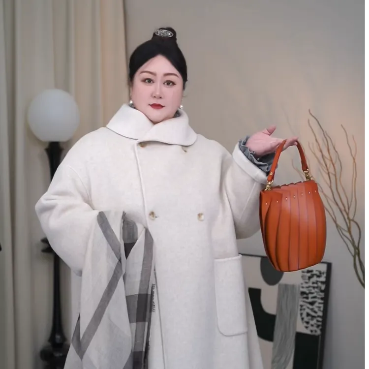 高级大码羊毛大衣240斤轻松驾驭长款毛呢外套围脖领保暖125995