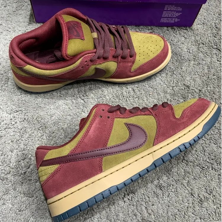 NIKE耐克 Dunk SB Low男款红米低帮复古耐磨运动休闲板鞋官方正品