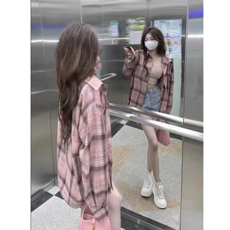 复古粉色格子衬衫外套女秋季新款设计感小众上衣法式长袖气质衬衣