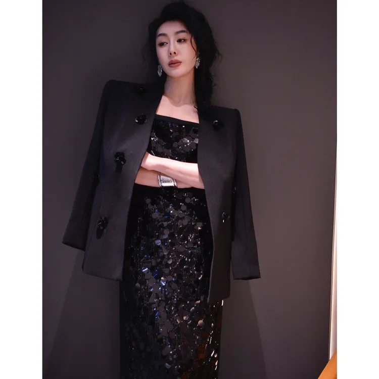 ZEROYK高端轻奢时尚套装名媛总裁气质重工亮片吊带裙通勤两件套