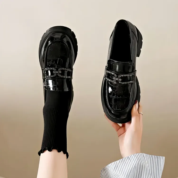 时尚粗跟厚底松糕底日式乐福鞋复古单鞋漆皮百搭圆头黑色鞋子女鞋