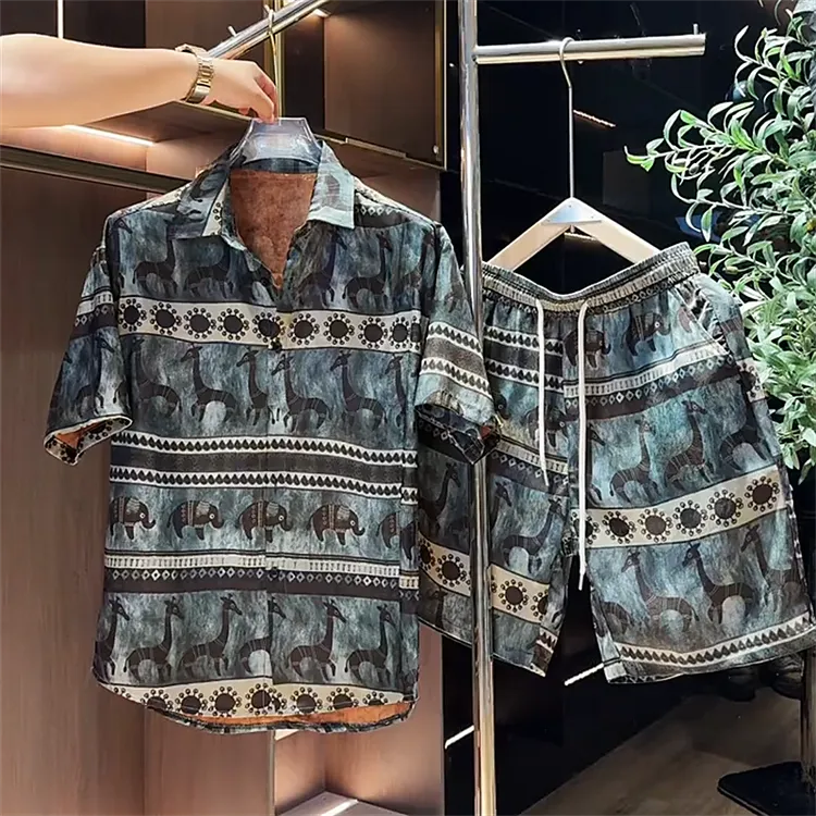 夏季薄款卡通印花冰丝速干套装男宽松短袖衬衫短裤休闲运动两件套