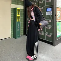 2025秋季新款美式休闲运动裤女宽松猪鼻扣束脚三条杠小个子阔腿裤