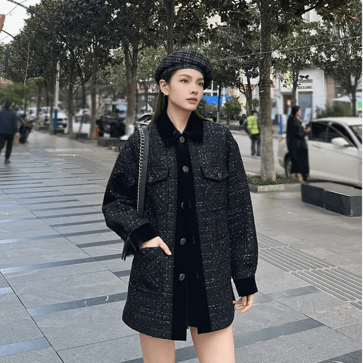 阿玛施2025新款早秋丝绒拼接时尚质感精早秋穿搭薄荷曼波小香外套