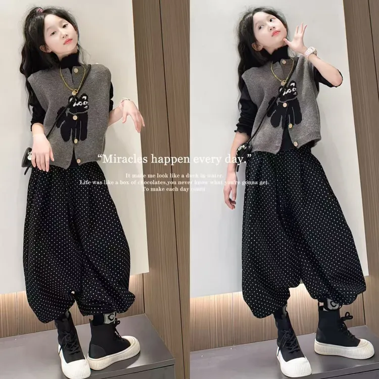 女童春秋套装2025年秋季新款中大童木耳边打底衫马甲波点裤三件套