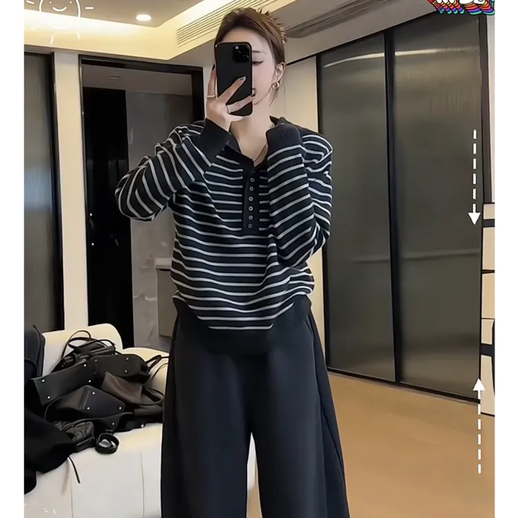 小众时尚慵懒风穿搭休闲风连帽条纹长袖针织衫百搭休闲直筒卫裤