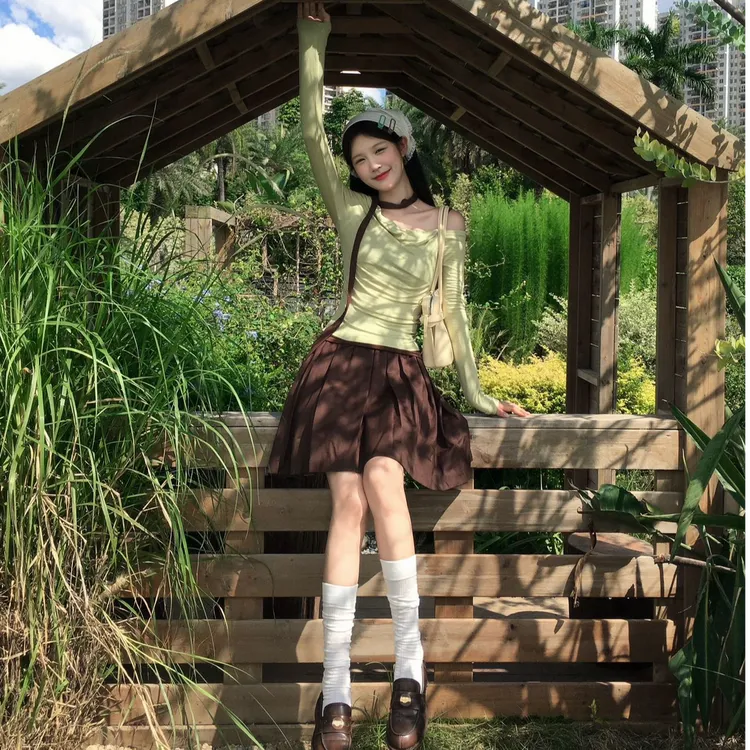 2025早秋新款时尚套装气质显瘦洋气休闲百搭性感辣妹外出上衣半裙