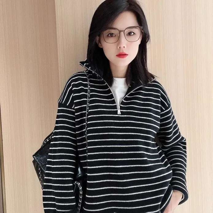 哥弟阿玛施正2025秋新款半拉链条纹宽松羊毛针织衫女韩版套头毛衣