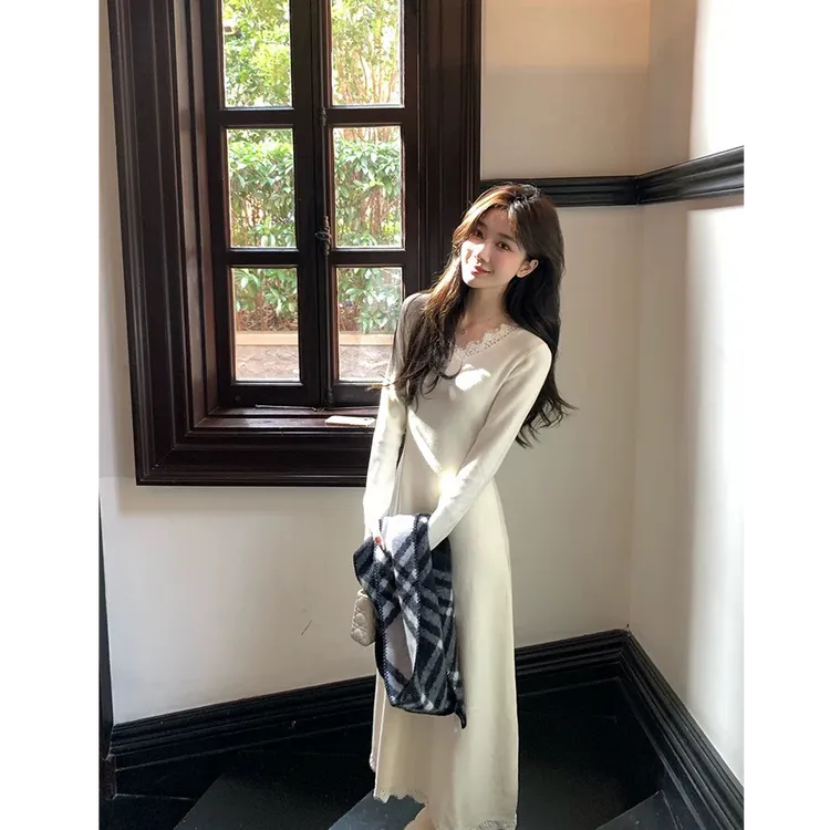 5012蕾丝连衣裙秋冬气质法式长袖中长款裙子慵懒温柔打底A字长裙