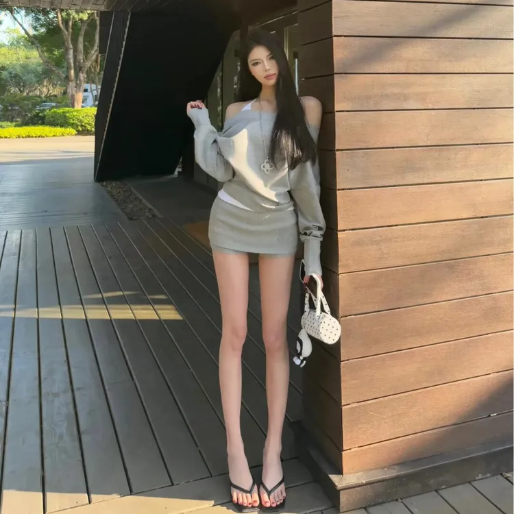 早春季穿搭新款美式一字肩长袖上衣女时尚裙裤套装慵懒气质两件套