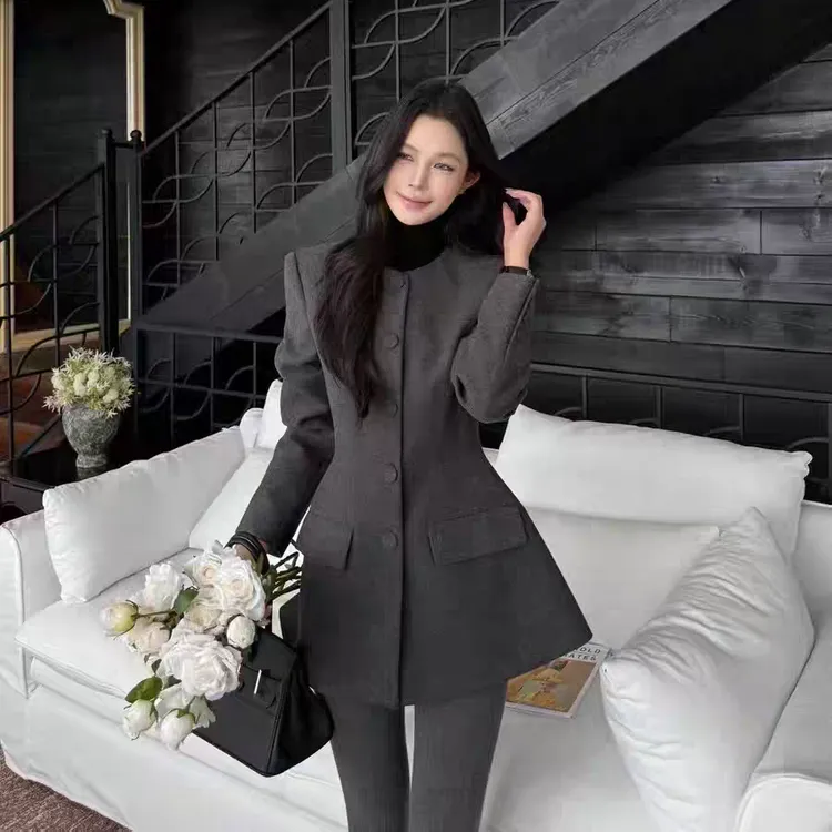 VANE韦恩2025秋冬新款气质高级收腰加厚毛呢西装外套女百搭西服裙