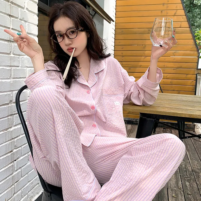 可爱翻领条纹长袖睡衣女秋季舒适休闲家居服套装