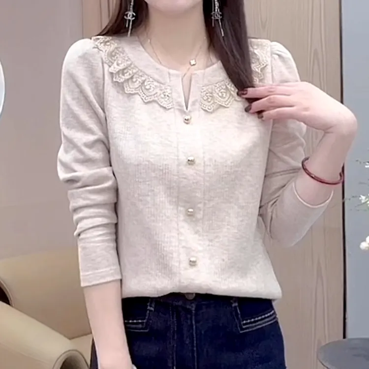 秋季新款洋气显瘦花边圆领蕾丝长袖2025显瘦小众气质百搭上衣T恤