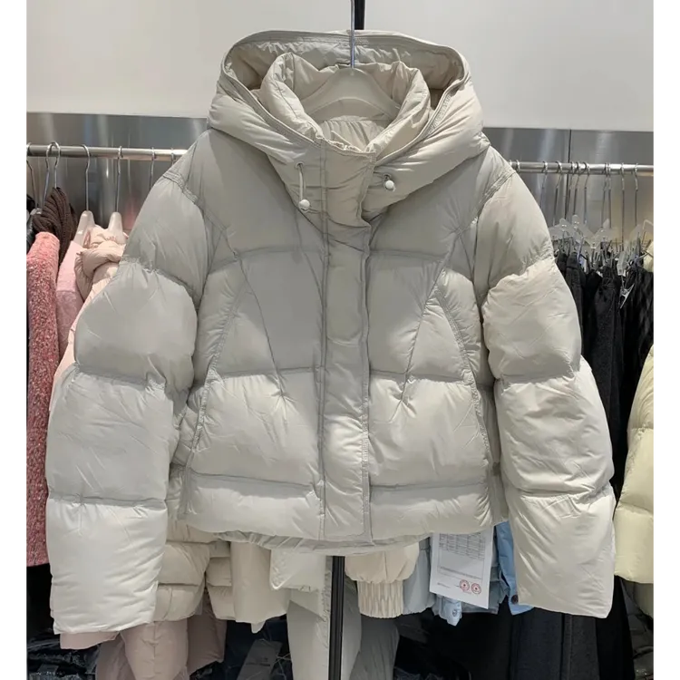 爆款高级感泡芙连帽羽绒服女2025冬爆款时尚保暖超好看面包服上衣