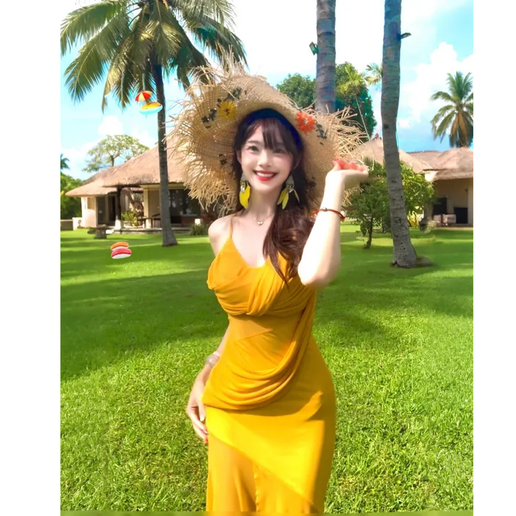 夏日新款纯欲风清冷感V领露肩网纱拼接开叉收腰吊带礼服连衣裙女