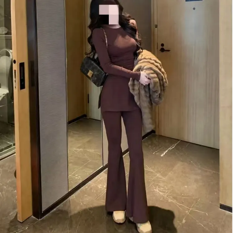 【纯欲纸片人】冬简约纯色加绒加厚开叉长袖上衣显瘦喇叭裤两件套