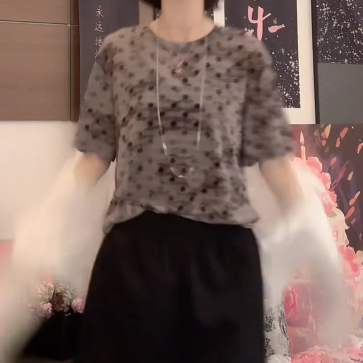 波点小众设计短袖休闲圆领T恤2025夏季新款舒适减龄上衣气质百搭