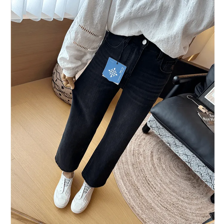 大码高腰显瘦直筒牛仔裤女秋季款梨形身材简约百搭弹力九分法棍裤