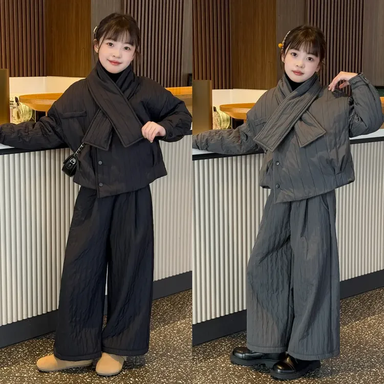 2025冬款围脖圆领棉服外套高腰加绒九分阔腿裤三件套女童洋气百搭