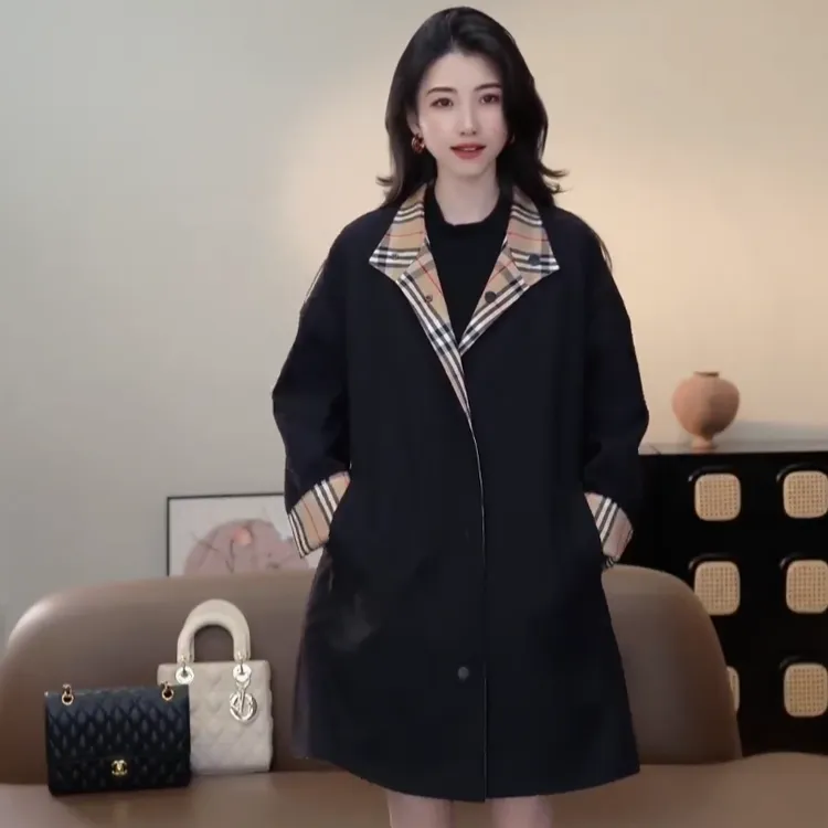 小乖逃双面穿！黑色风衣外套格子内里外套百搭大衣款S25579A