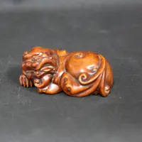 Lot049黄杨木兽镇纸