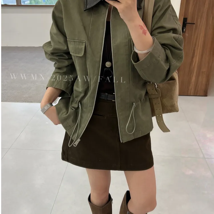 十三行2025年秋季新拼接撞色设计拉链口袋休闲收腰小众短款女外套