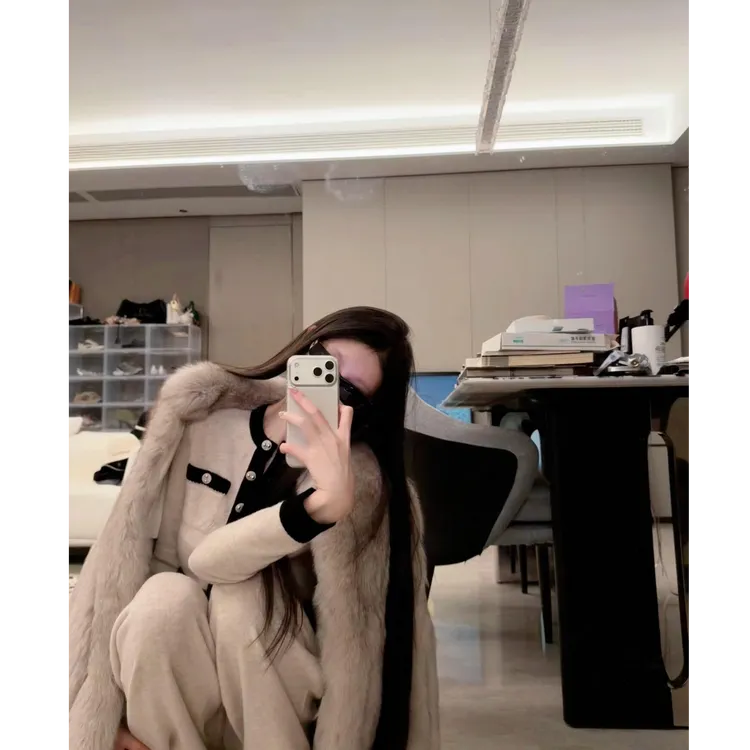 秋冬新款法式高级感撞色别致小香风针织上衣配休闲长裤两件套装女