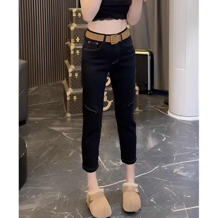 秋季新款加绒黑色弹力牛仔裤女大码显瘦遮肉加绒八分直筒烟管裤子
