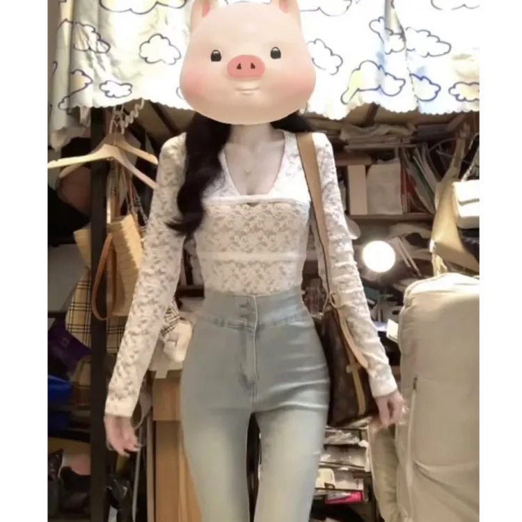 【薄荷雪糕】2025新款韩版纯欲风辣妹法式深V上衣高腰微喇裤两件套