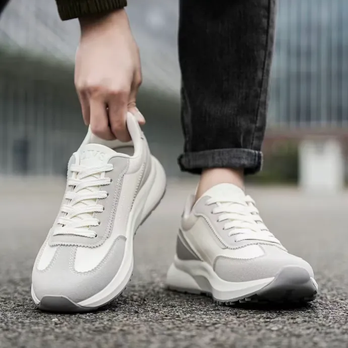 男女同款2025四季款百搭增高小白鞋