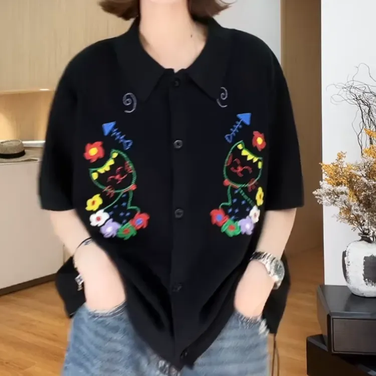 【奇思妙想】 2025新款彩线百搭黑小猫修身POLO衫T恤LK2504670