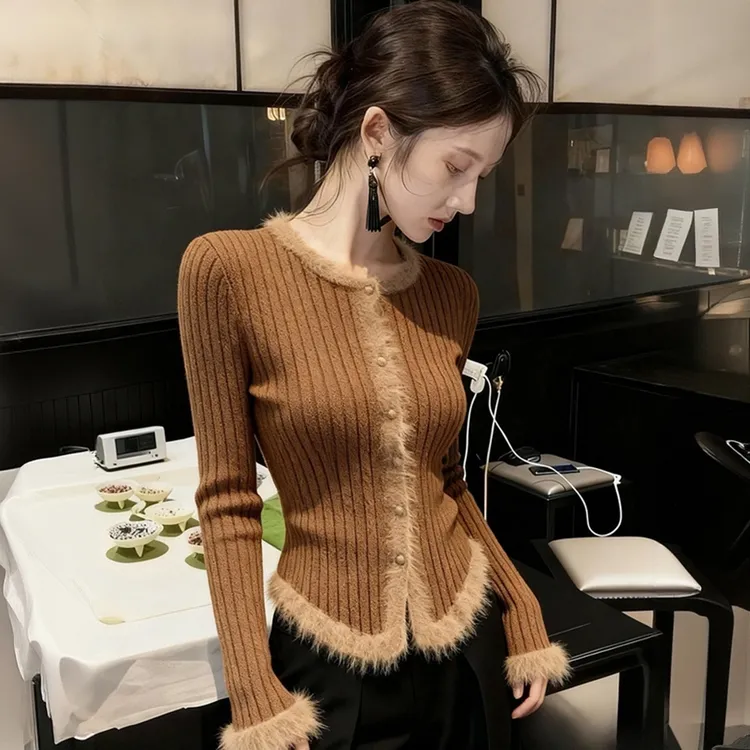 复古风绝美咖色坑条毛边长袖掐腰毛衣针织衫女秋冬款淡人穿搭小衫