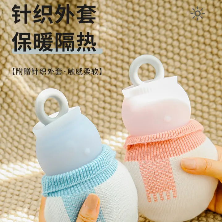 【露俏】雪人暖水袋热水袋注水暖肚暖手宝学生敷肚子热敷便携多功能