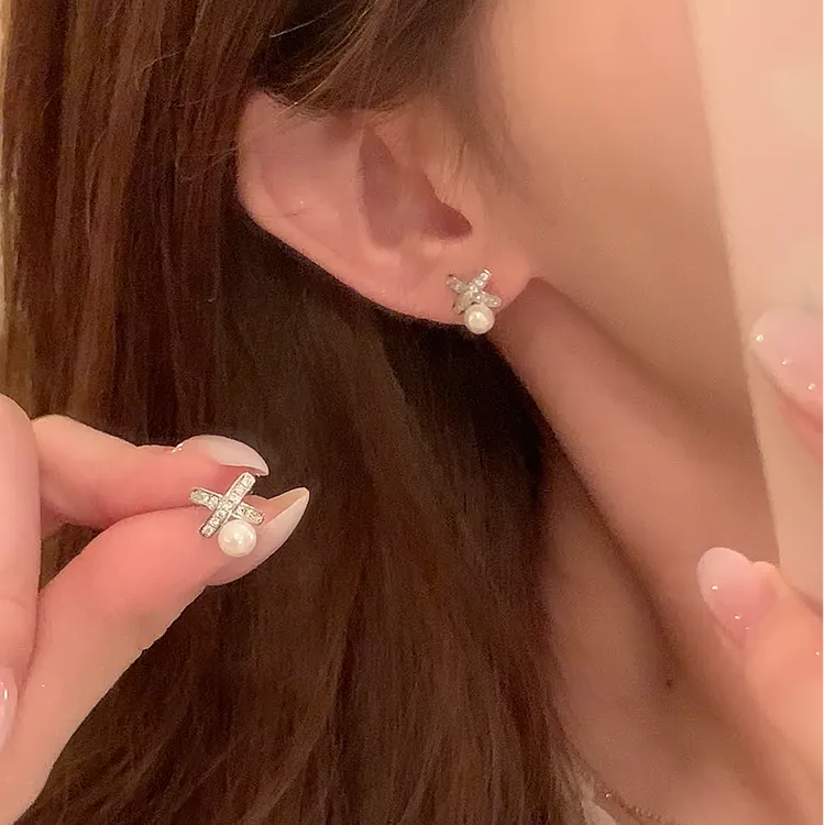 芒果饰品 铜合金锆石耳饰 夏日百搭闪锆珍珠耳环女气质耳钉耳饰