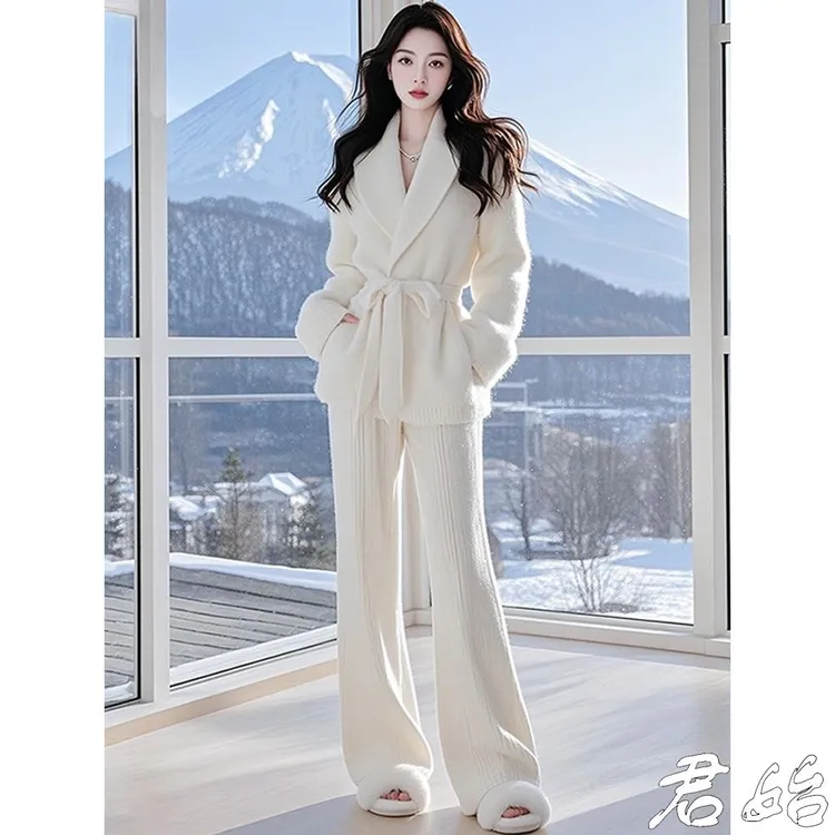 2025秋冬新款高级感气质女装小香风针织毛衣上衣阔腿裤冬装一整套