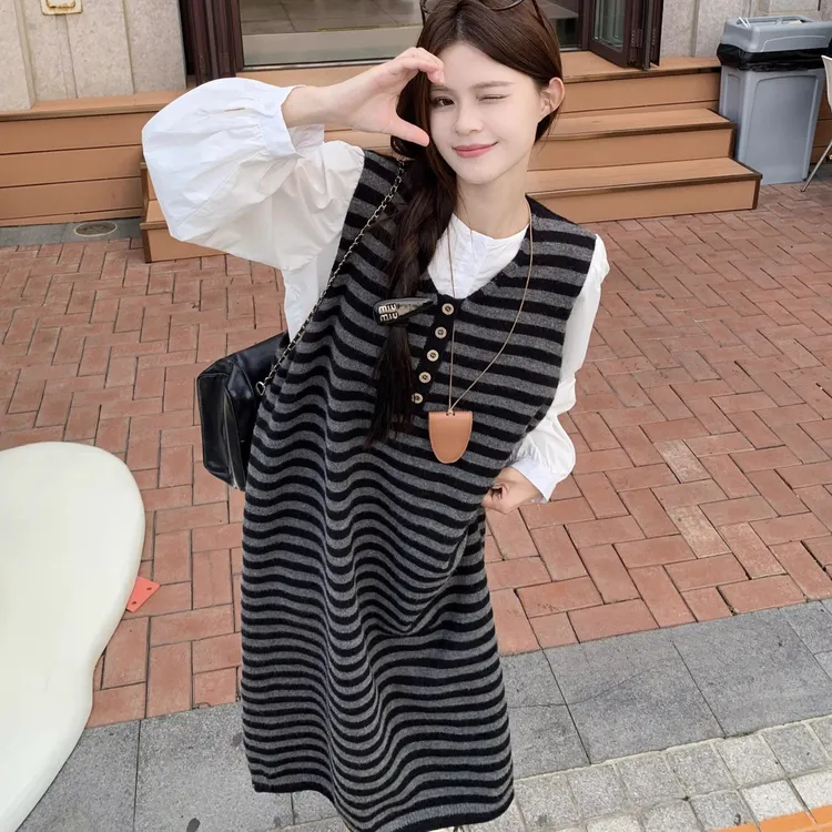 韩系撞色条纹针织背心连衣裙女初春氛围感穿搭宽松叠穿毛衣长裙子