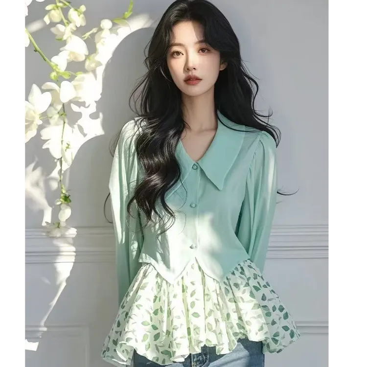 2025新款超好看独特漂亮衬衫绿色翻领碎花荷叶边拼接蓬蓬上衣女春